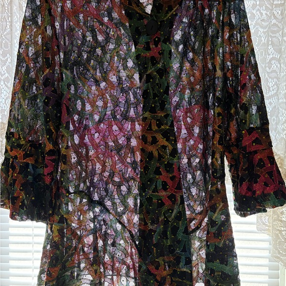 Colorful Patterned Button-Up sparkle - Picture 2 of 9